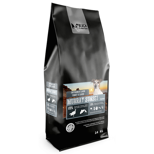 Black Canyon Trockenfutter mit Senior Truthahn und Lachs